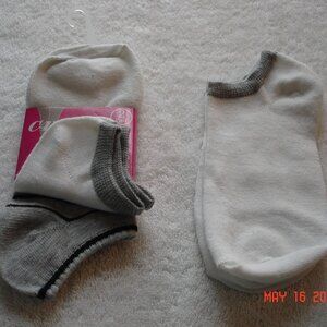 Three (3) Pair Women's Carnival Fashion Socks White Gray Low Cut